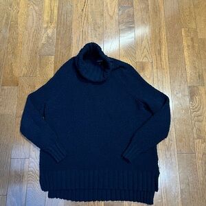 Patagonia Women's Medium Navy Turtleneck Sweater